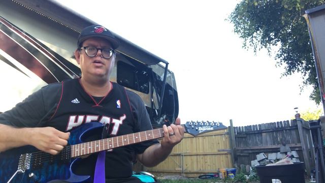 Chef Matt’s IBANEZ GRX 70 Gear review смотреть онлайн