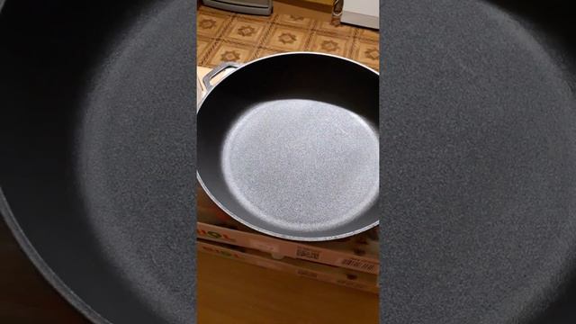 Чугунные сковородки БИОЛ пр-ль Украина, интернет-магазин biolshop.com.ua смотреть онлайн