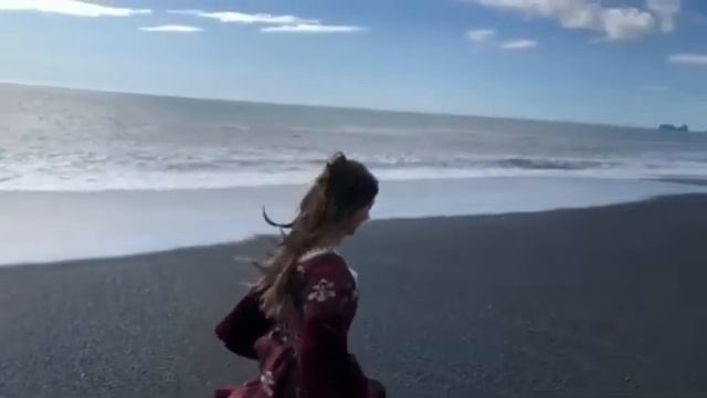 Если встретил женщину с крыльями | Автор стихотворения: Дмитрий Чернышов смотреть онлайн