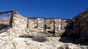 ABANDONED!!! Canyon Lodge Zoo!! Two Guns, AZ!! Huge Rattle Snake!!!