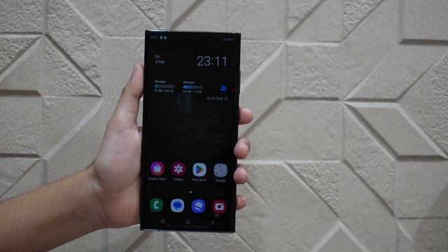 Samsung Galaxy S23 Ultra 5G Review by M70 Tech's Arsalan Khan: Is it Worth the Upgrade? смотреть онлайн