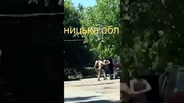 На могилизацию - бодро и с песней, гордо как европеец смотреть онлайн