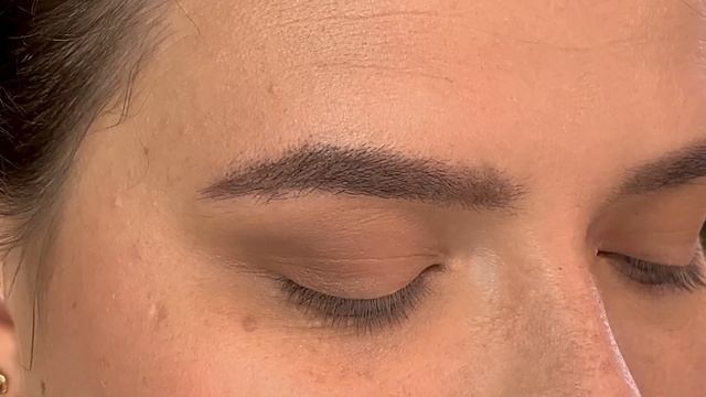 Стрелка для нависшего века. Стрелочка за 5 минут. #makeup #макияжглаз #макияж