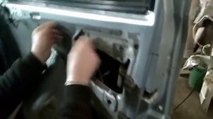 ЗАМЕНА ТРОСИКА НА ПЕРЕДНЕЙ ДВЕРИ ШКОДА ОКТАВИЯ ТУР