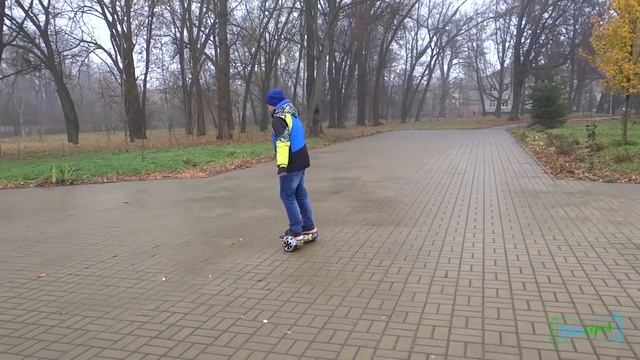 Катаемся в парке на гироскутере смотреть онлайн