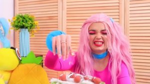 Mommy Long Legs удочерила ребенка! Противостояние