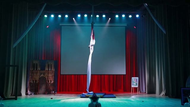 Эсмиральда. Рязанова Полина смотреть онлайн