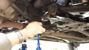 Fiat Punto 1.2, 1.4 8v Grande Petrol Oil and Oil Filter Change