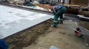 Мощение гранитными плитами 600"600"60