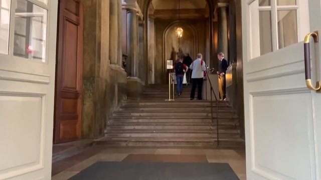 На пароме из Хельсинки в Стокгольм. Смена караула у королевского дворца. Жизнь в Финляндии.
