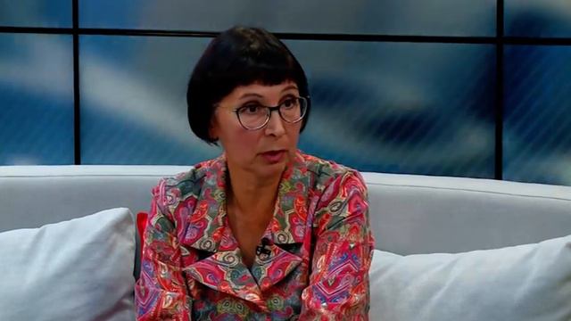 ЗДЕСЬ И СЕЙЧАС Наталья Токарева, директор КУПК и Анна Сидорова, зав. методическим кабинетом КУПК смотреть онлайн