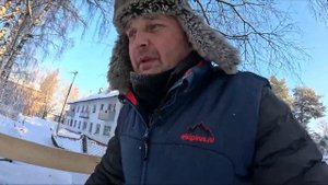 Как заводиться инверторный  генератор в морозы. Подключаю болгарку.