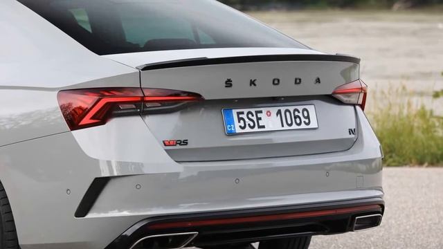 2021 Skoda Octavia RS iV смотреть онлайн