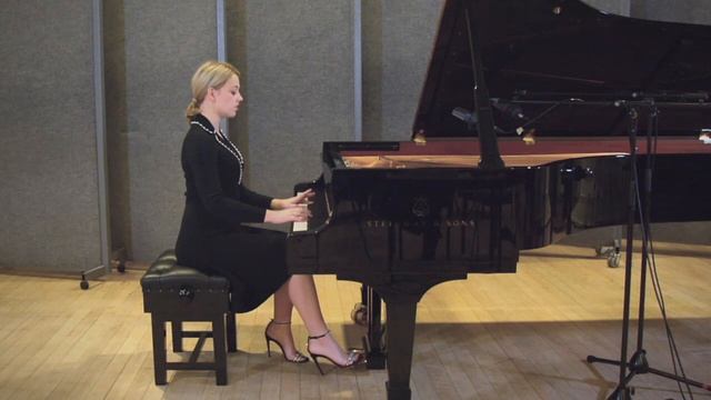 Chopin Mazurka Op. 17 No. 1 - Haley Myles смотреть онлайн