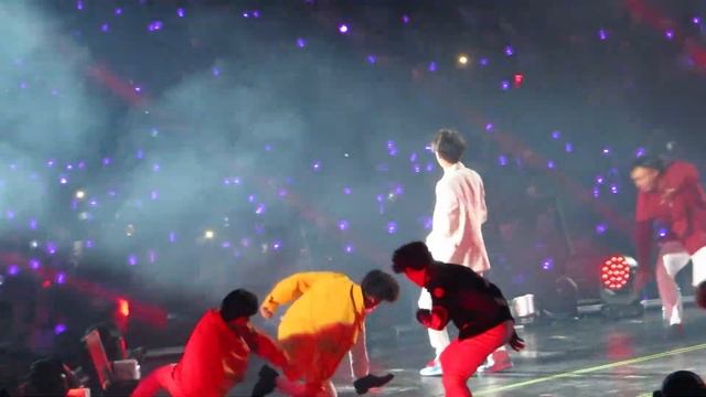 ДЖЕЙ ХОУП (Хосок) лучшее Just dance /BTS/Америка Европа тур2018