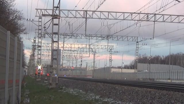 "Ноябрьский Мороз" Электропоезд ЭС2Г-047 Ласточка на МЦК смотреть онлайн