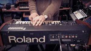 Roland Promars Compuphonic | The Red Planet