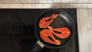Стейк из семги на сковороде ? Как приготовить СТЕЙК из СЕМГИ на сковороде быстро и просто