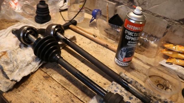 Авто #3 - замена смазки ШРУСов/ поменял пыльник на ШРУСе/ переборка полуосей Nissan Micra K12 смотреть онлайн