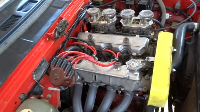 1973 Fiat 124 Spider Abarth Stradale, repairs by Autocorse, part 2: engine and trunk смотреть онлайн