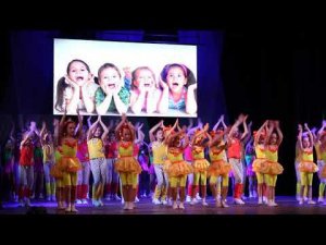 Танец "Счастье". Группы "Лапушки", "Сказка", "Одуванчики". Ансамбль "Огоньки". 20.06.2021