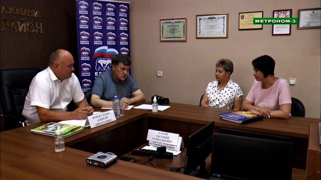 Тбилисский район с рабочим визитом посетил сенатор Российской Федерации Алексей Кондратенко смотреть онлайн