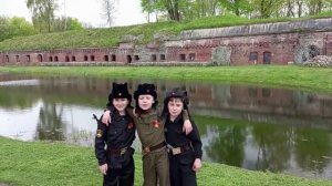 3 танкиста и Н Крючков.