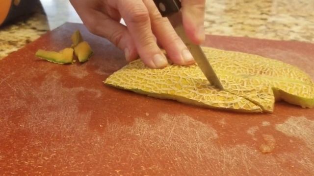 НЕОБЫЧНАЯ ПОДАЧА ДЕСЕРТА. ТВОРОЖНАЯ НАЧИНКА  В ФОРМЕ ЛИСТА ИЗ ДЫНИ.