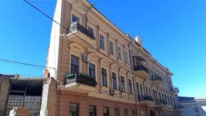 ОДЕССА ДОМ С ОДНОЙ СТЕНОЙ РАЗГАДКА