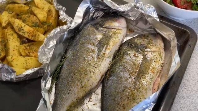 Как готовить рыбу дораду.Дорада#Средиземноморскаякухня??? смотреть онлайн