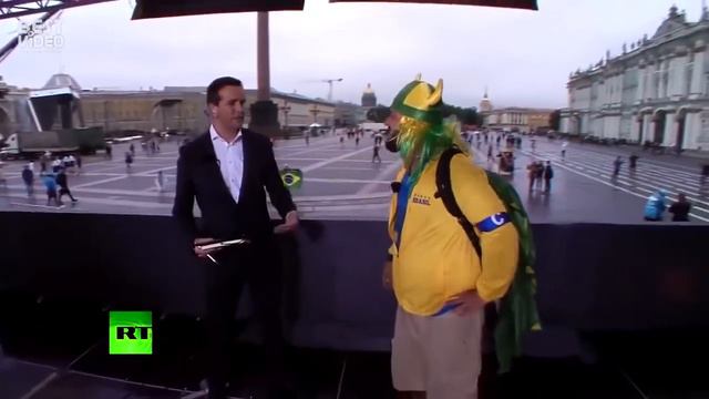 Болельщик — автор мема про Россию смотреть онлайн