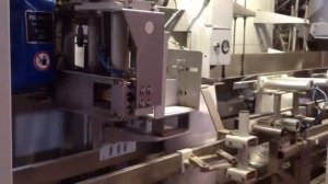 Фасовка в полипропиленовые мешки с зашивкой по 30кг,  1200 мешков в час.