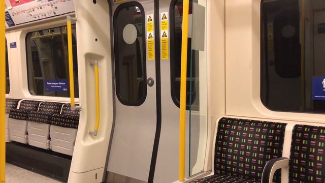 Circle Line via Paddington | Royal Oak - Baker Street смотреть онлайн