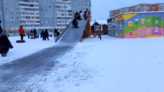 Открыли Зимний сезон ПОКАТУШЕК.Покатушки на Снегокате!