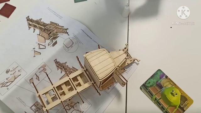 Сборка конструктора из дерева.Грузовик "Полуторка"