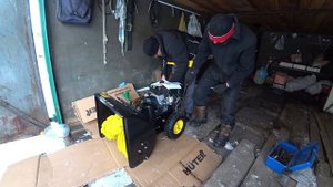 Снегоуборщик Huter. Распаковка, сборка, запуск