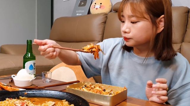 ?통오징어짬뽕+옛날도시락? 오징어게임 볼땐 오겜정식이 필수아닌가요?!(Ft.벽돌같은 달고나) Ramen MUKBANG ASMR EATINGSHOW REALSOUND 요리먹방
