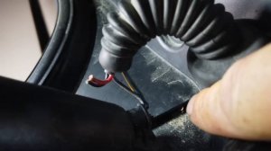 BMW X6 F16 не работает электро привод открытия пятой двери (багажника). Ошибка по правой стойке.