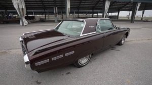 1962 Ford Thunderbird