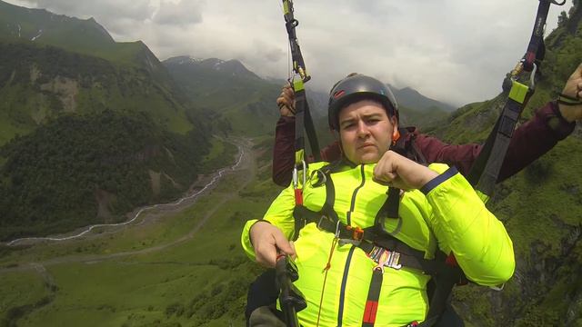 20072019ParaTourYes Gudauri, Georgia кавказ полет на параплане