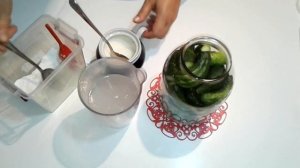 Соленые огурцы