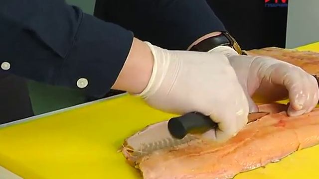 Разделываем карельскую форель смотреть онлайн