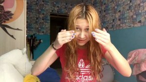 Кудри на прямых волосах. Как сделать кудри и волны. Кудрявая укладка.