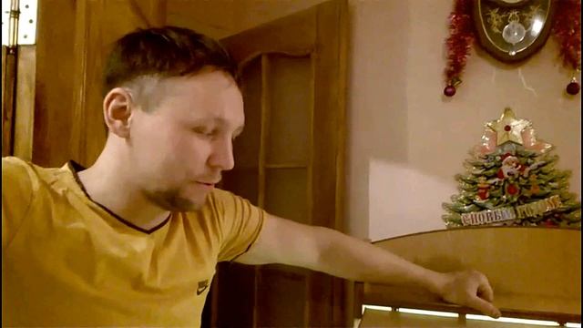 Консольный стол (секретер) и Оскар)) смотреть онлайн