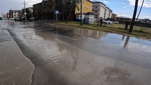 #АНАПА - ТОПИТ ЖИЛОЙ ДОМ В #ВИТЯЗЕВО ул. ГОРЬКОГО 63/1 ПЕНТАГОН