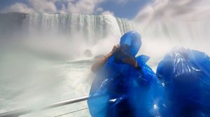 Niagara Falls tour and Maid of the Mist boat ride