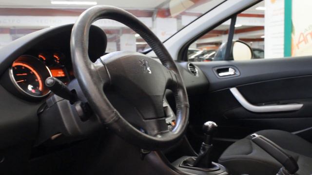 Peugeot 308 смотреть онлайн