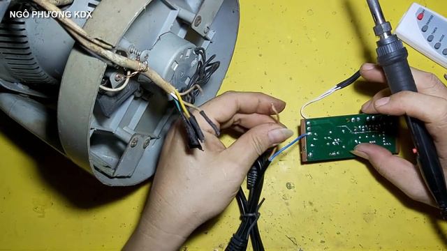 xem là làm được cách biến quạt gió thường thành quạt điều khiển từ xa rất đơn giản смотреть онлайн