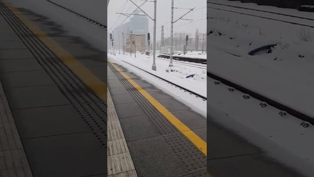 Польша СНЕГ ❄ Варшава, Заходни - железнодорожный Варшава, Рохи охан