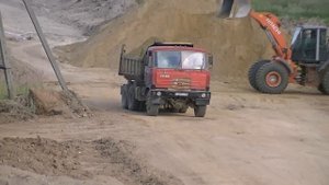 Tatra 815s1 unloading part 1